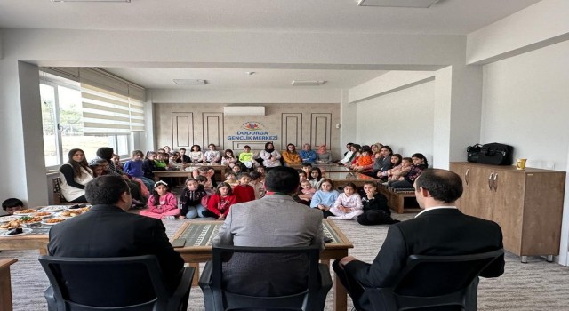 Dodurga Gençlik Merkezinde “Filistin” konferansı