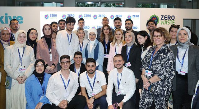 Emine Erdoğan, Dubai'de İklim Elçileri ile Bir Araya Geldi
