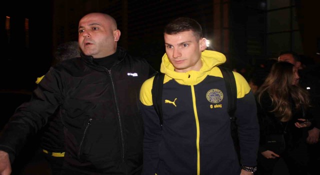 Fenerbahçe, Kayseride coşkuyla karşılandı