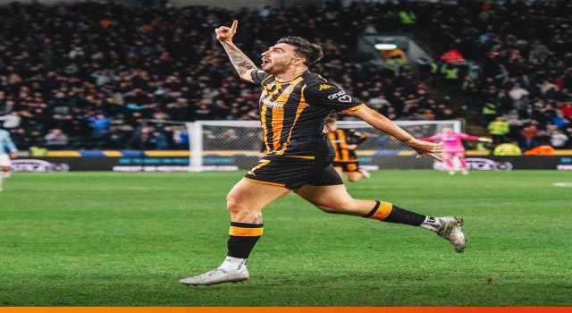 Hull City, Erol Bulutun takımı Cardiff Cityyi 3-0 ile geçti