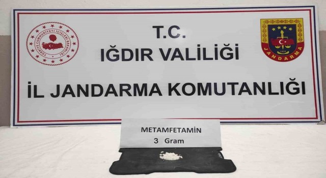 Iğdırda uyuşturucu madde ele geçirildi