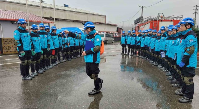 İmamlardan oluşan arama ve kurtarma ekibi göreve hazır