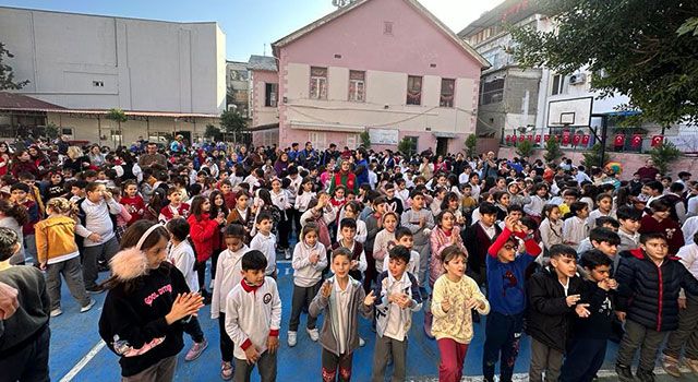 İskenderun’da çocuk şenliği düzenlendi