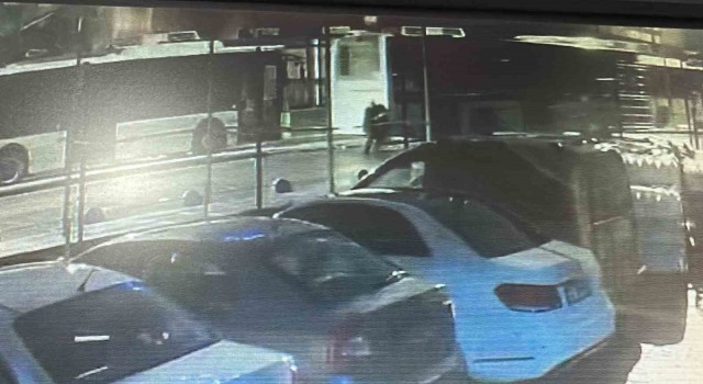 Sultangaz'de Kayan İETT otobüsünü durdurmaya çalışan şoför hayatını kaybetti