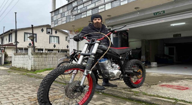 Kendi imkanlarıyla evinin altında dağ motoru yaptı