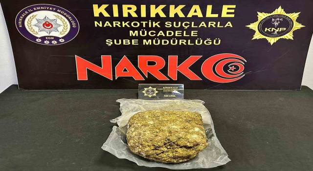 Kırıkkalede 986 gram skunk ele geçirildi: 2 gözaltı