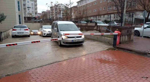 Kırşehir Belediyesinde zimmete para geçirme operasyonu: 3 tutuklama