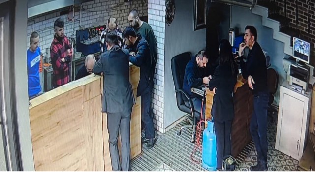 Kuyumculara sahte altın satan şüpheli yakalandı