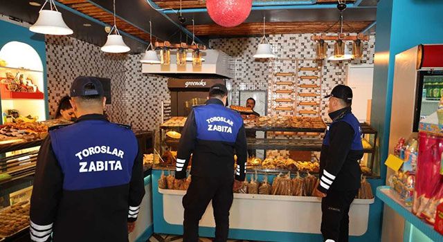Mersin’de ”fiyat etiketi ve gramaj” denetimi yapıldı