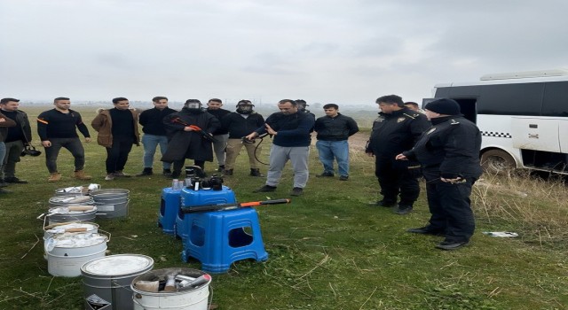 Muşta göz yaşartıcı gazlar ve gaz maskelerinin kullanım kursu verildi