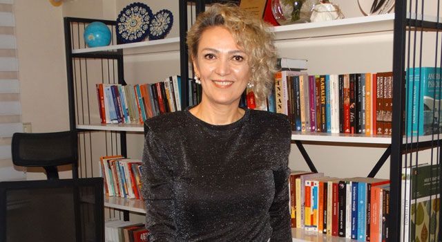 Narsisizm: Kişilik Bozukluğu mu, Bağımlılık mı?