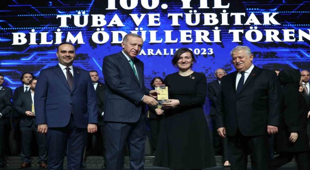NEÜ Öğretim Üyesi Doç. Dr. Sündüs Erbaş Çakmaka TÜBA ve TÜBİTAKtan 2 ödül