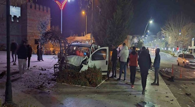 Niğdede kaza yapan sürücü aracı bırakıp kaçtı