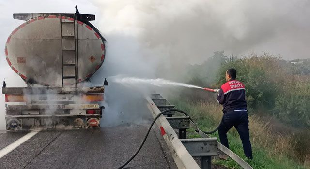 Osmaniye'de seyir halindeki tankerde yangın