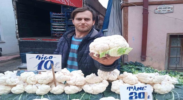 (ÖZEL) Kış aylarının vazgeçilmez sebzeleri taze taze tezgâhlarda