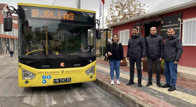 (Özel) Mahalleye 5 yıl sonra gelen otobüsü böyle karşıladılar