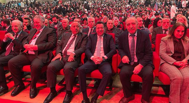 Rektör Uzun, Türk Dünyası Dede Korkut Gençlik Şölenine Katıldı