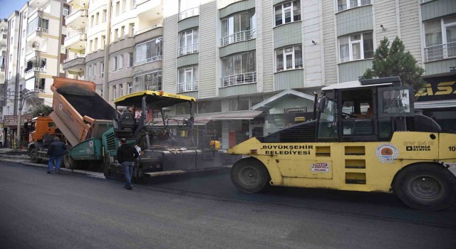 Samsun Büyükşehir, Bafrada yolları sıcak asfaltla kaplıyor