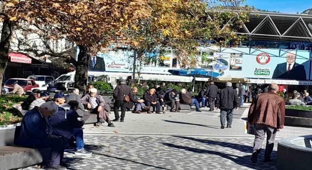 Sıcak havayı gören Muğlalılar parklara yöneldi