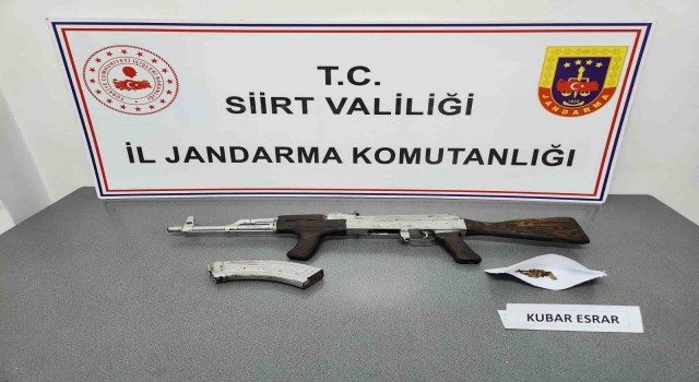 Siirtte bir iş yerinde silah ve uyuşturucu ele geçirildi: 2 gözaltı