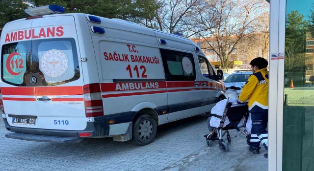 Sobayı tinerle yakmak isterken yaralandı