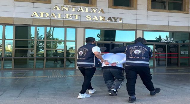 Sosyal medya üzerinden Türk ordusuna hakaret eden kişi yakalandı