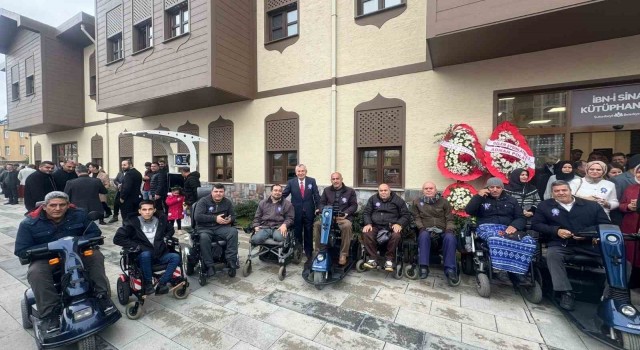Sultanbeylide engelsiz yaşam merkezi açıldı