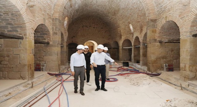 Tarihi Sokullu Mehmet Paşa Bedesteninin, Kent Müzesine dönüştürülmesi çalışmaları devam ediyor