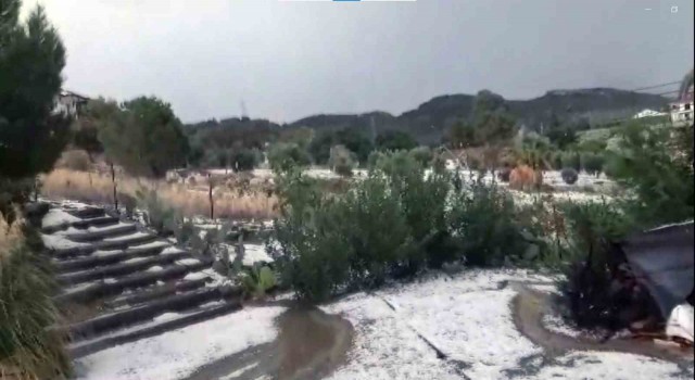 Tatil cenneti Datça beyaz büründü