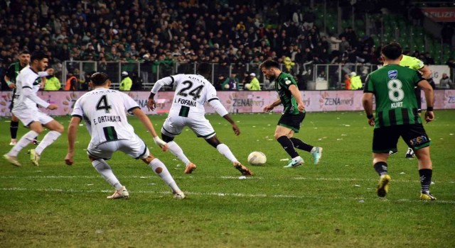 Trendyol 1. Lig: Sakaryaspor: 3 - Kocaelispor: 1