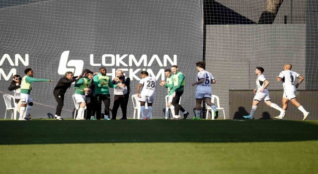 Trendyol 1. Lig: Tuzlaspor: 1 - Sakaryaspor: 3
