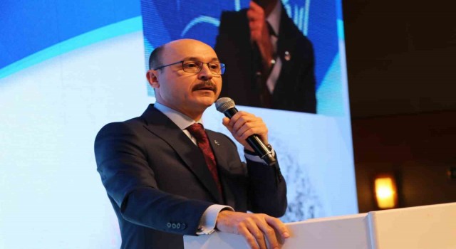 Türk Eğitim-Sen Genel Başkanı Geylan: “Okul ve öğretmenin rol ve işlevi, başka hiçbir unsura devredilemez”