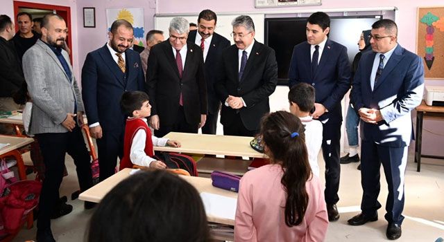 Vali Yılmaz ve Milletvekili Gülsoy, Öğrencilerle Buluştu