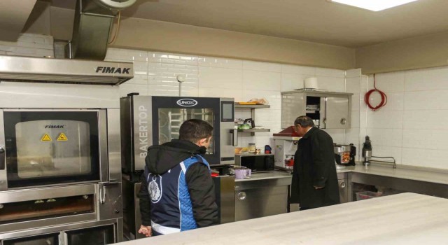 Vanda kafe ve restoranlar denetlendi