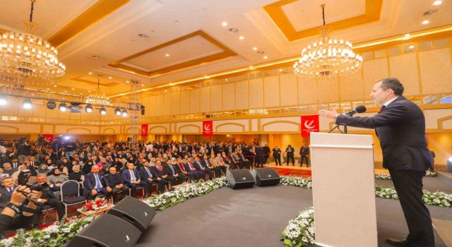 Yeniden Refah Partisi belediye başkan adaylarını tanıttı