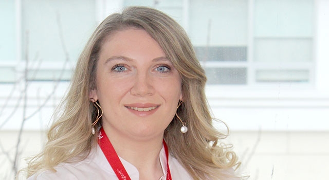 Yılbaşı sofrasında sağlıklı beslenmek için uyulması gereken altın kurallar