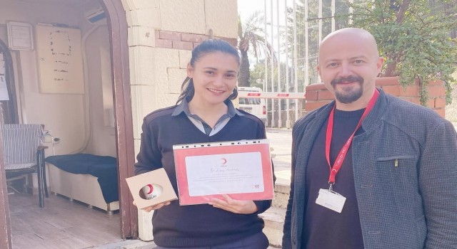 9 yıl sonra gelen telefon, 12 yaşındaki çocuğa umut oldu