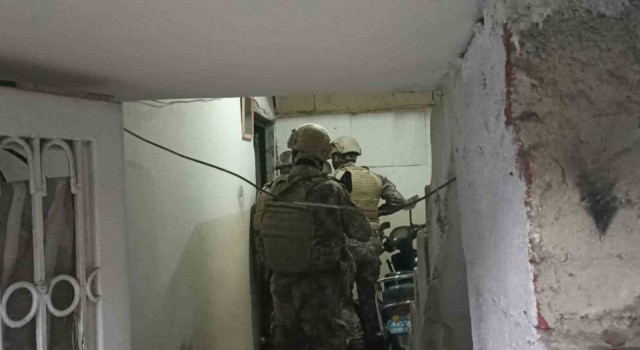 Adanada DEAŞın aşçısının da aralarında olduğu 5 kişi tutuklandı