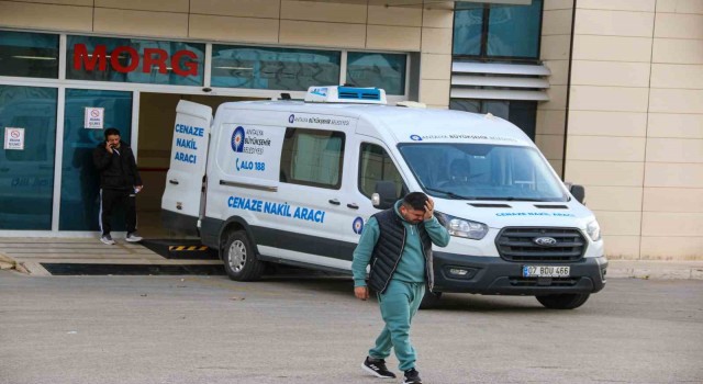 Antalyada 3 çocuğunun annesini 17 bıçak darbesiyle hayattan koparan koca tutuklandı
