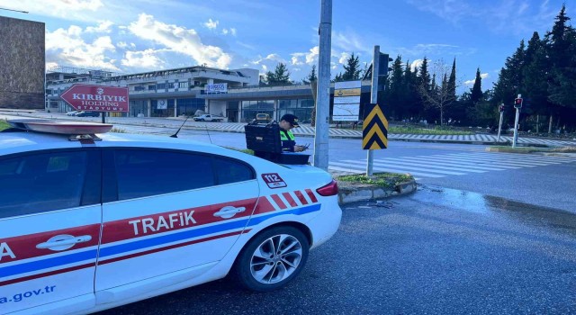 Antalyada jandarmadan dronlu cep telefonu denetimi