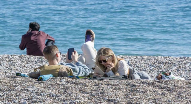 Antalyadan kış ortasında kıskandıran görüntüler