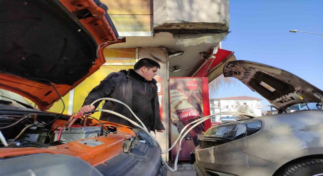 Ardahanda Sibirya soğukları: Araçlar çalışmadı