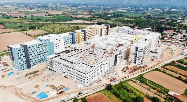 Aydın Şehir Hastanesinin yolu 4 ay içinde tamamlanacak