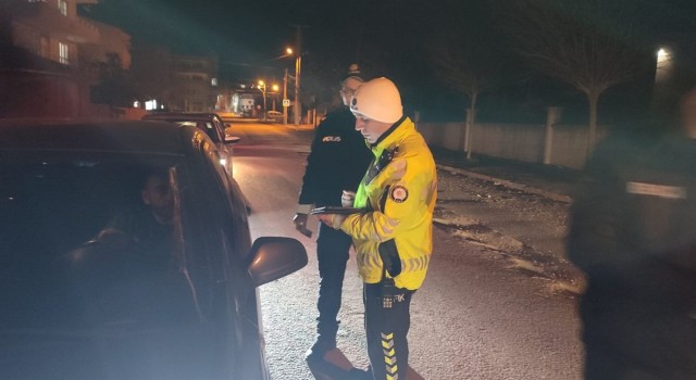 Balıkesirde polisten Asayiş ve Trafik uygulaması