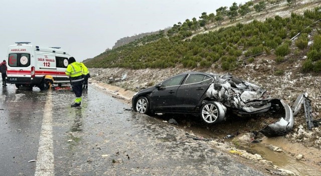 Balıkesirde zincirleme kaza: 1 ölü, 4 yaralı