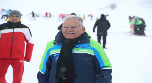 Başkan Büyükkılıçtan Erciyes Kış Festivaline davet