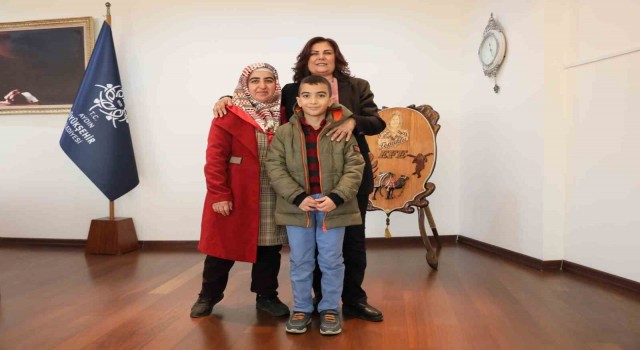Başkan Çerçioğlu ilkokul öğrencisi Özü ağırladı