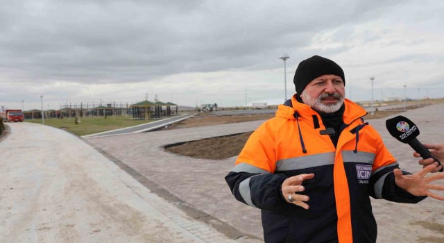 Başkan Çolakbayrakdar: “Şehrin en gözde yerine, millet bahçesi kazandırıyoruz”