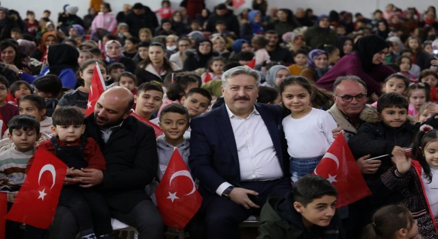 Başkan Palancıoğlundan öğrencilere karne şenliği hediyesi