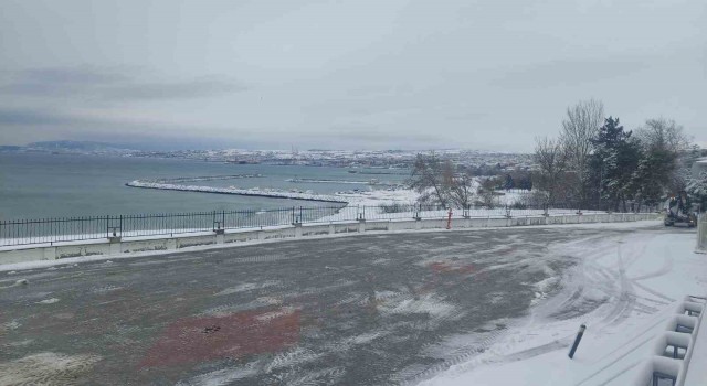 Başkan Uzunlar, karın en yoğun vurduğu şehirde son durumu açıkladı